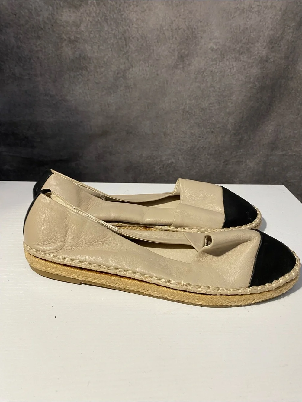 ALDO Women's Cap Toe Espadrille Flats Leather Slip On Beige Black Sz 8